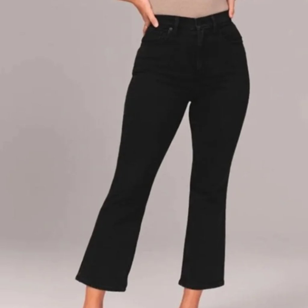 Abercrombie: Curve Love The Kick Flare Ultra High Rise Jeans, Size 26
